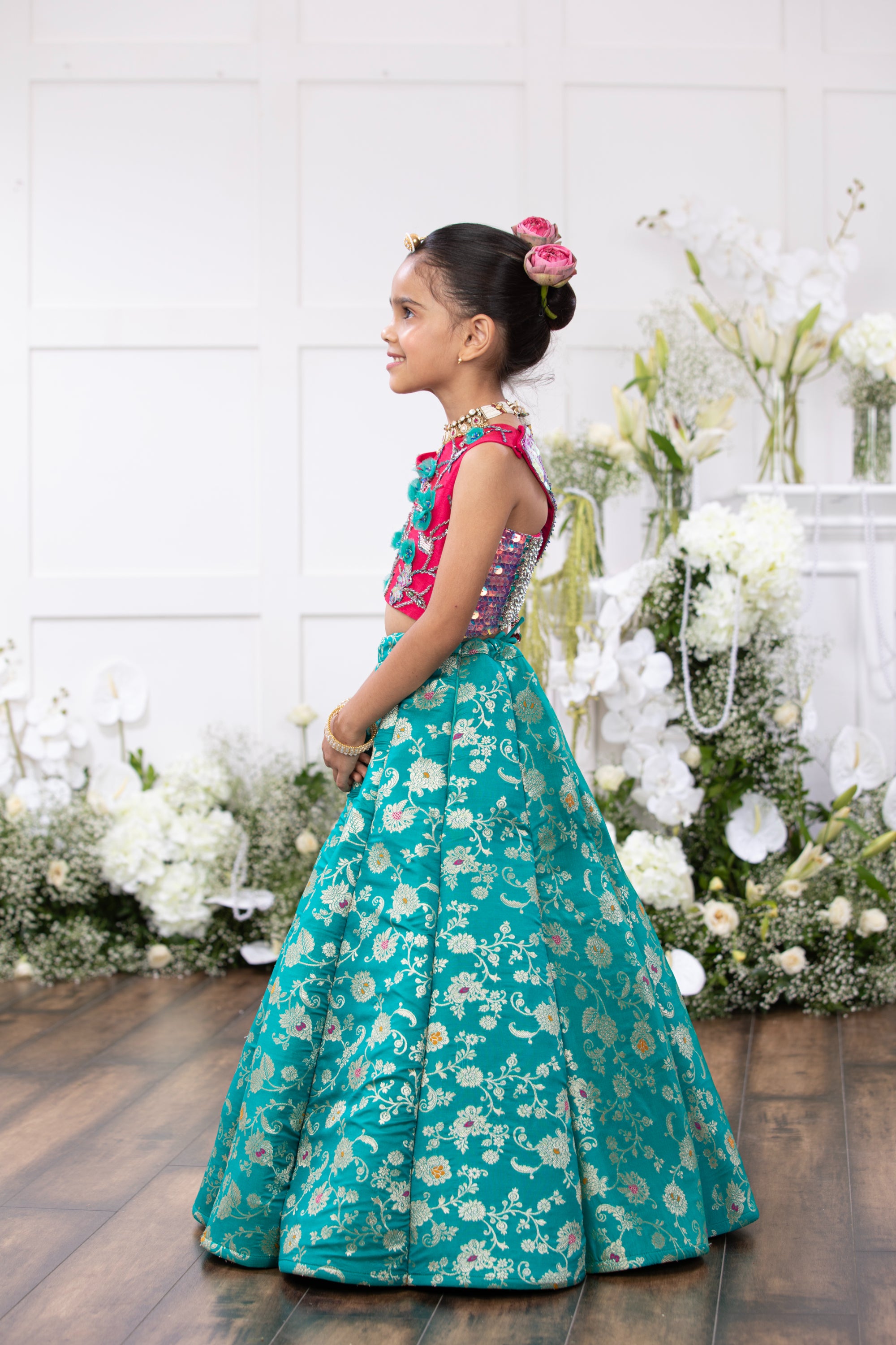 Morvika Lehenga