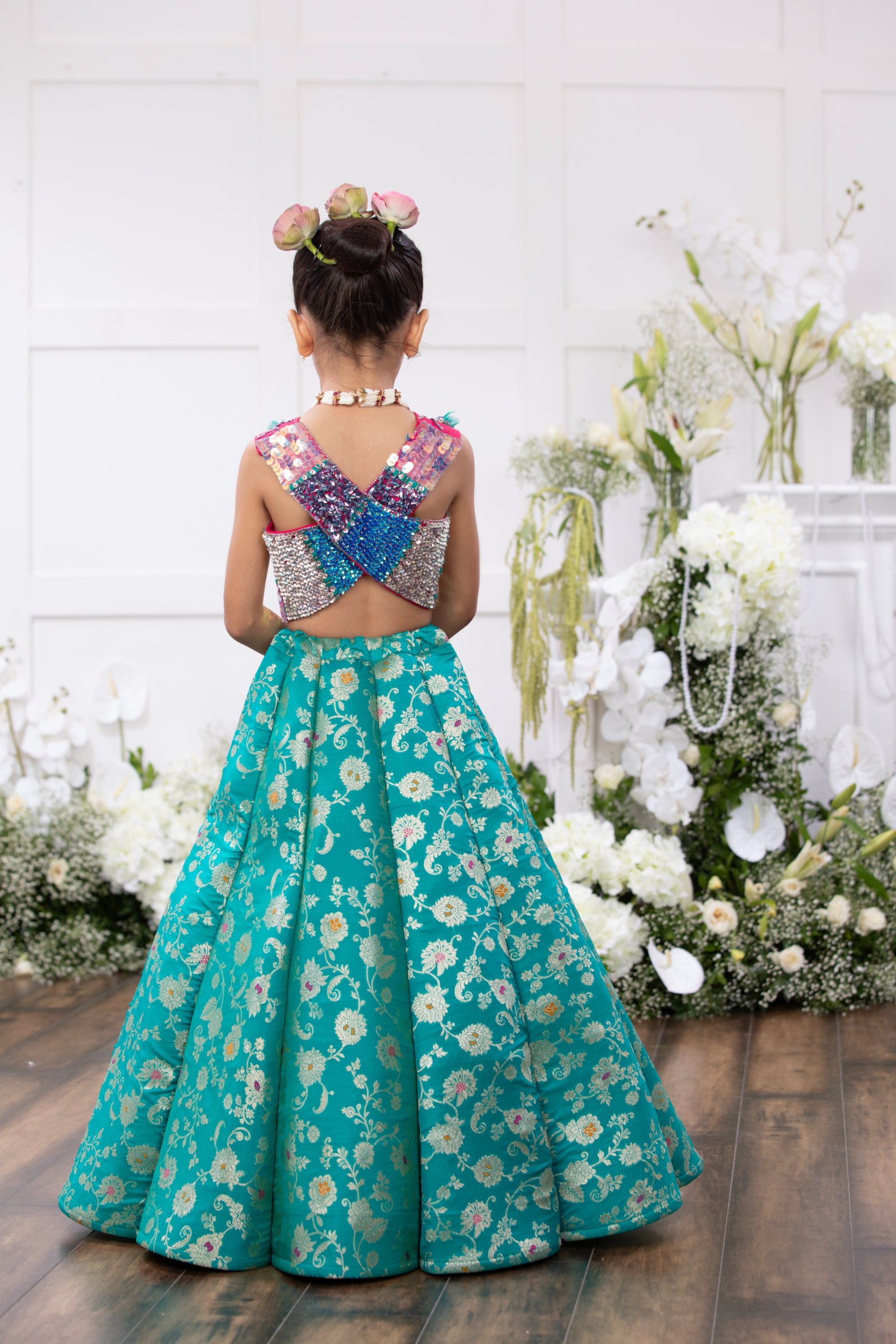 Morvika Lehenga