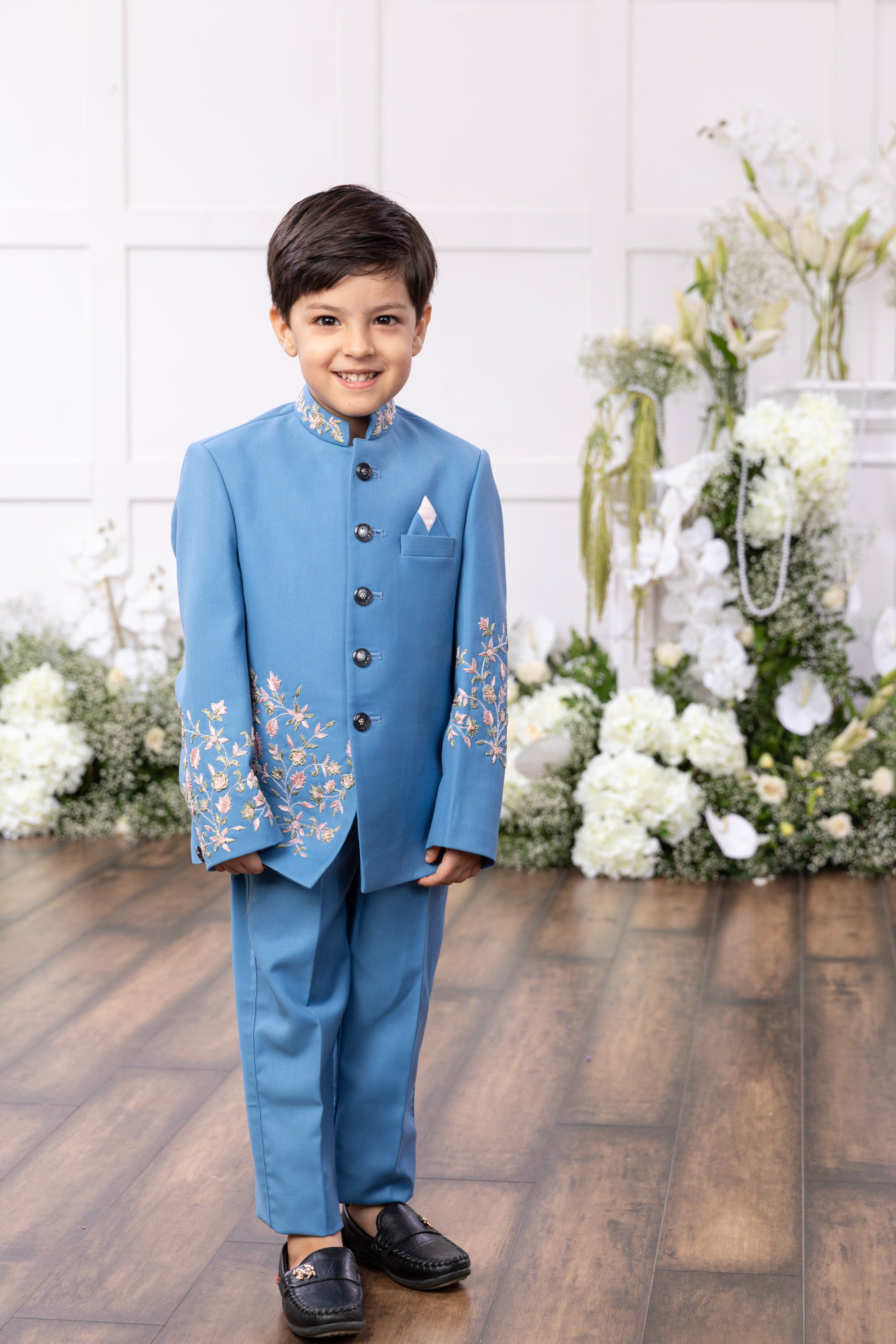 Aariv Bandhgala Set